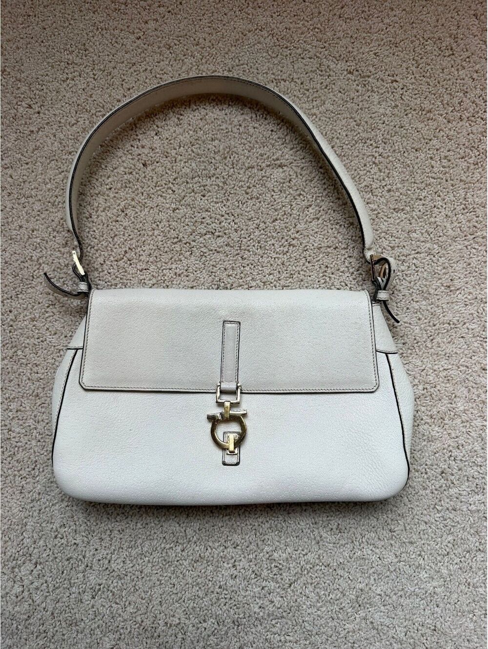 Salvatore Ferragamo Ivory Leather Gancini Shoulder Bag
